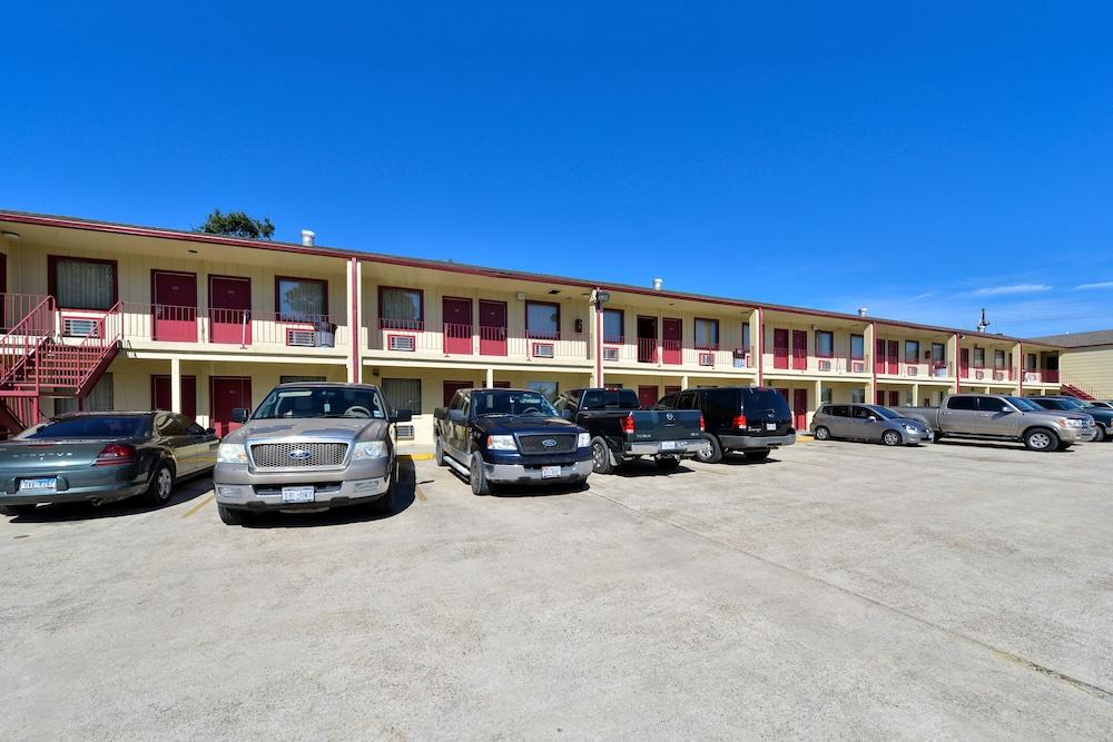 LaPlace Motel photo 13