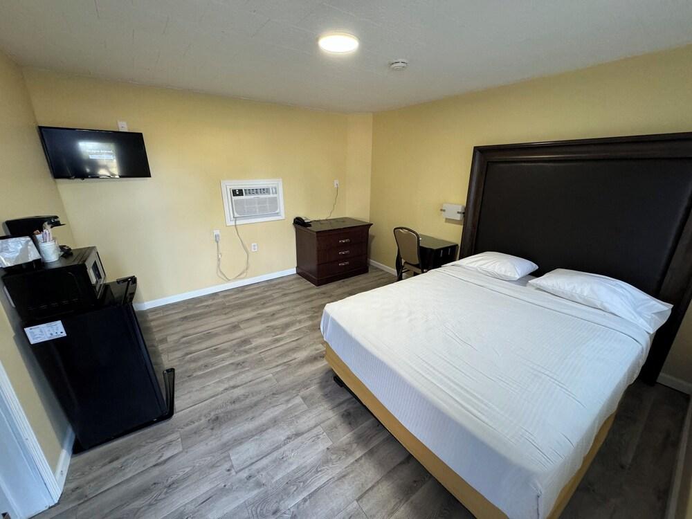 Royal INN photo 3