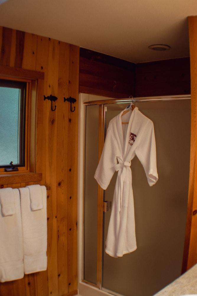Steamboat Inn photo 35