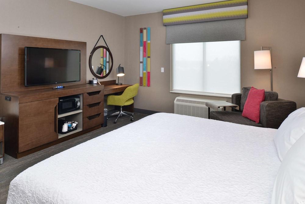 Hampton Inn & Suites Adrian photo 66