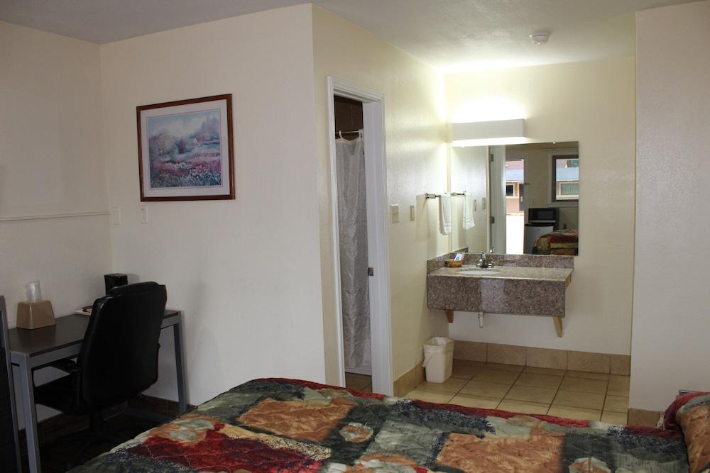 EverGreen Inn & RV photo 15