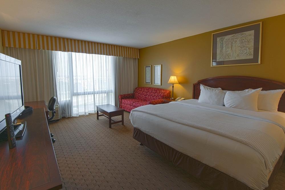 MCM Eleganté Hotel & Suites photo 7