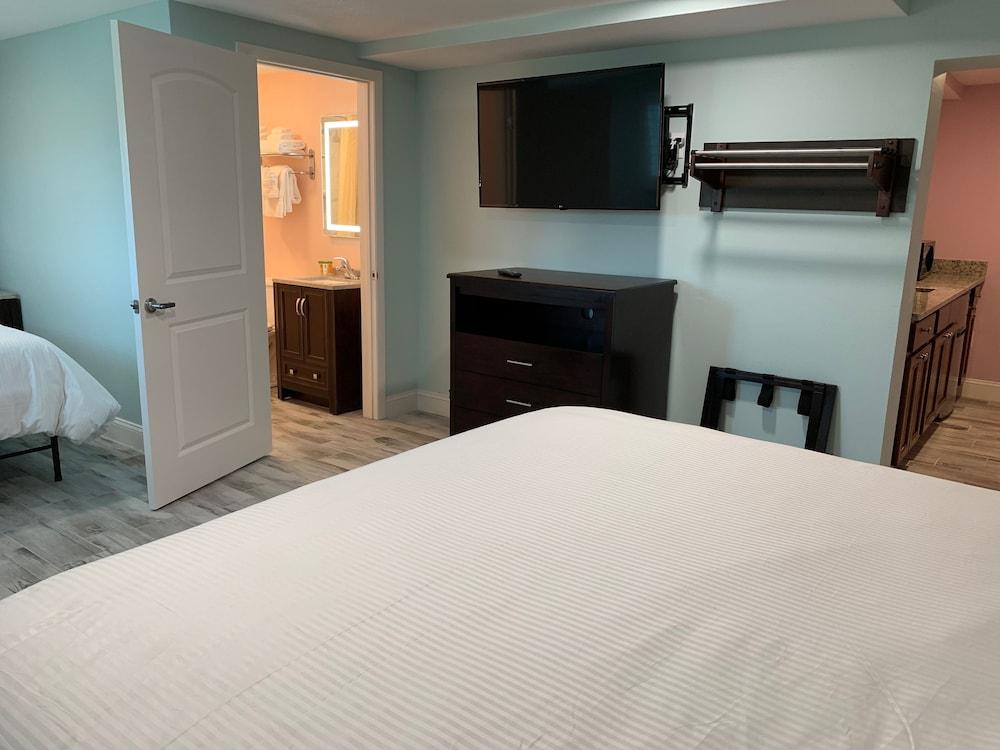 Atlantic Shores Motel photo 21