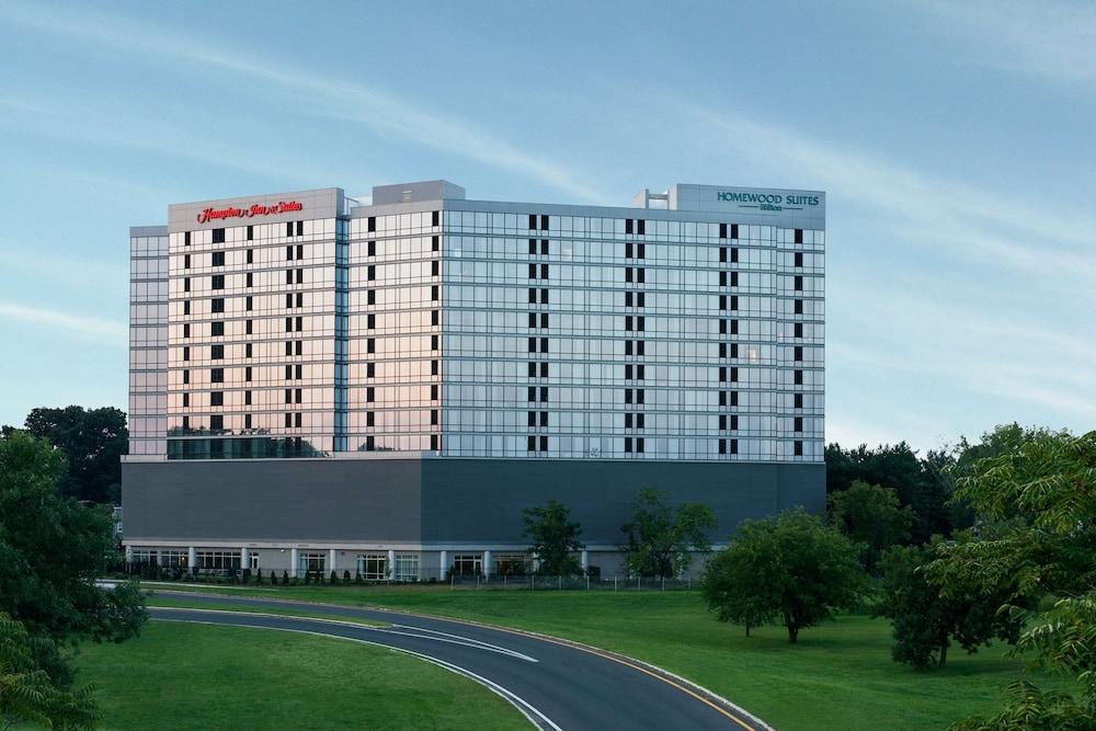 Homewood Suites by Hilton Teaneck Glenpointe photo 1