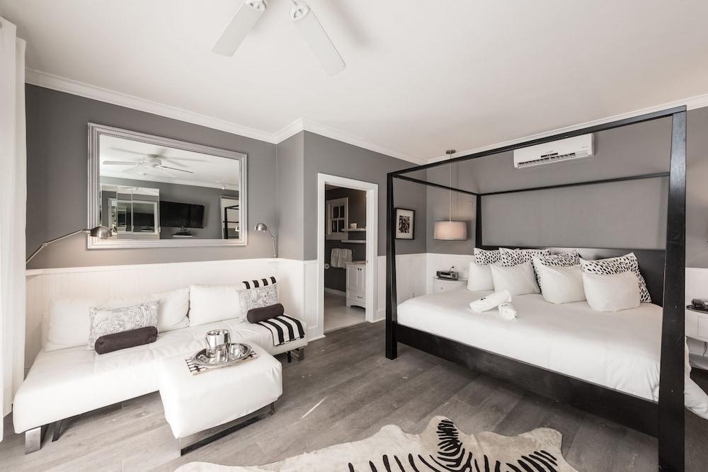 Alexanders Guesthouse - Adult Exclusive, LGBTQ Friendly photo 15