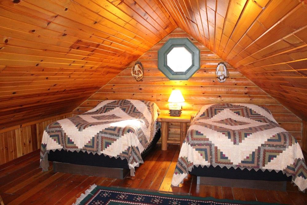Cedar Lodge and Settlement photo 40