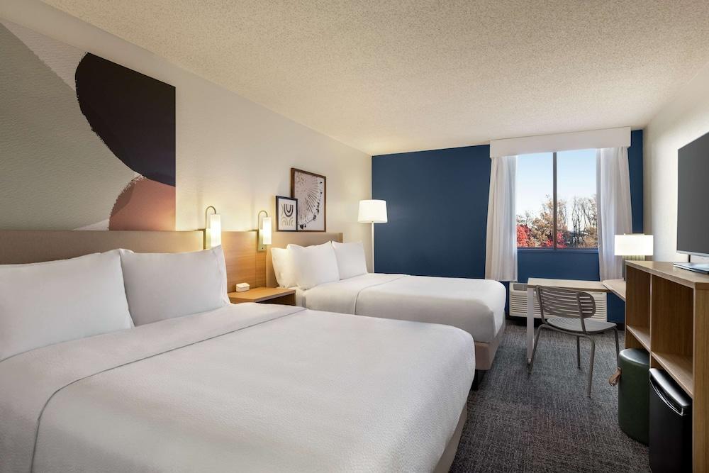 Spark by Hilton Germantown Washington DC North photo 12