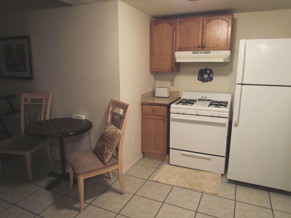 True North Motel photo 20