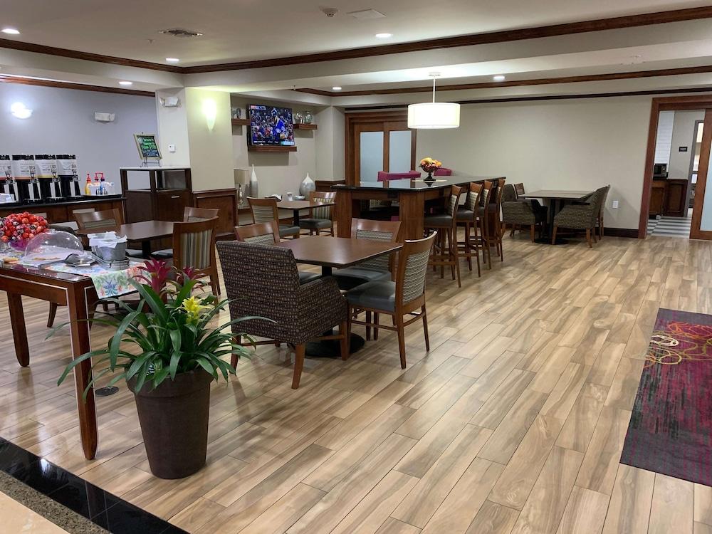 Hampton Inn Fort Stockton photo 64