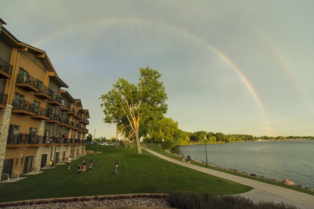 King's Pointe Waterpark Resort photo 28