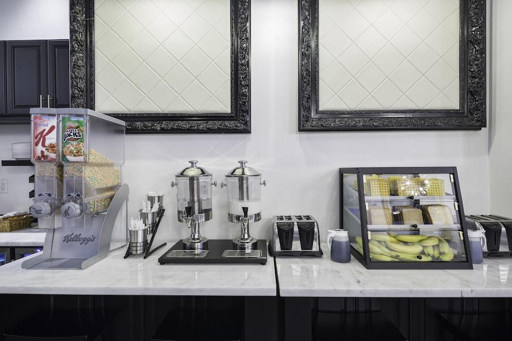Adante Hotel photo 9