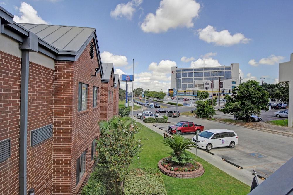 Park Inn by Radisson photo 47