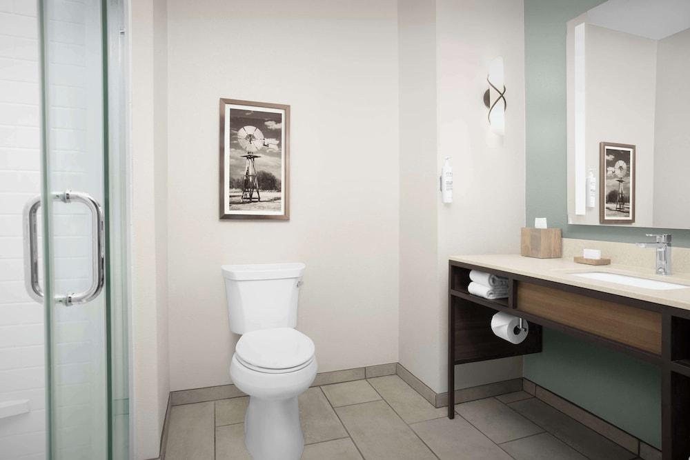 Hilton Garden Inn Granbury photo 53