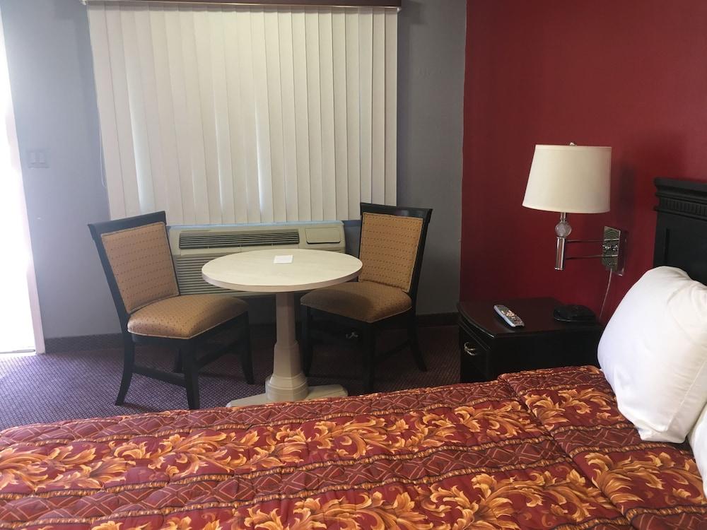 Haven Inn and Suites photo 26