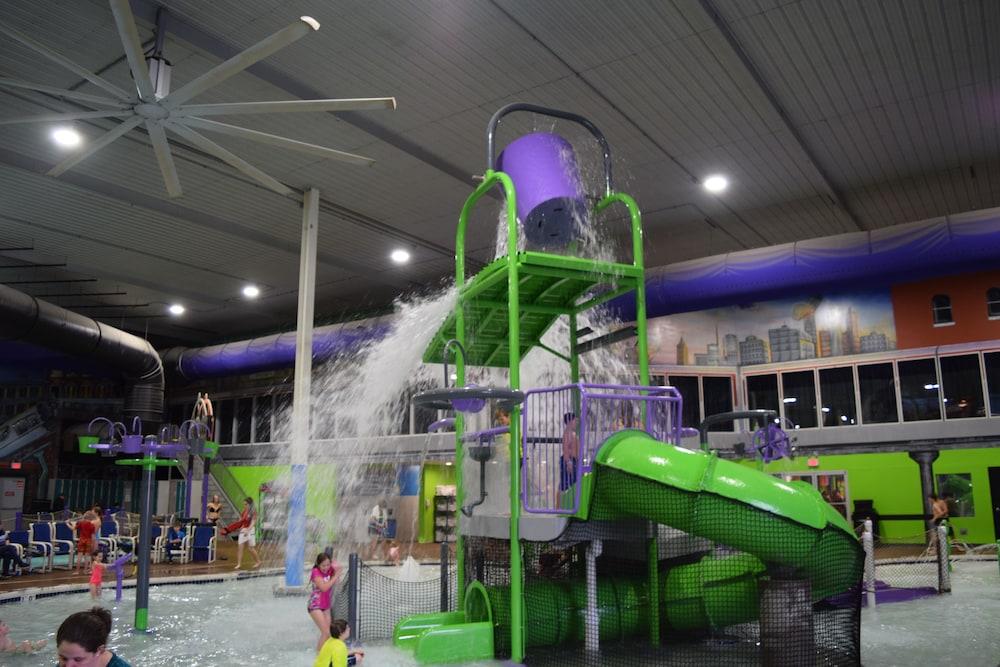 Metropolis Resort photo 45