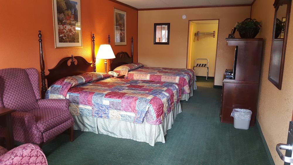 KC Motel photo 6