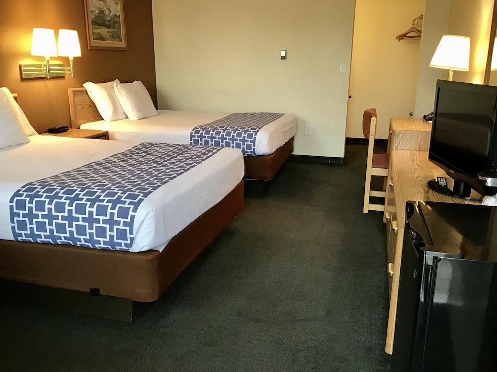 Travelodge by Wyndham Powell photo 3
