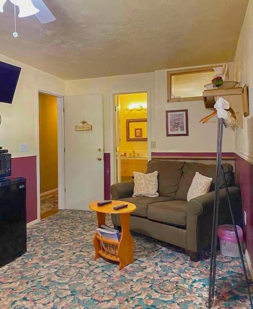 Dawson House Lodge photo 18