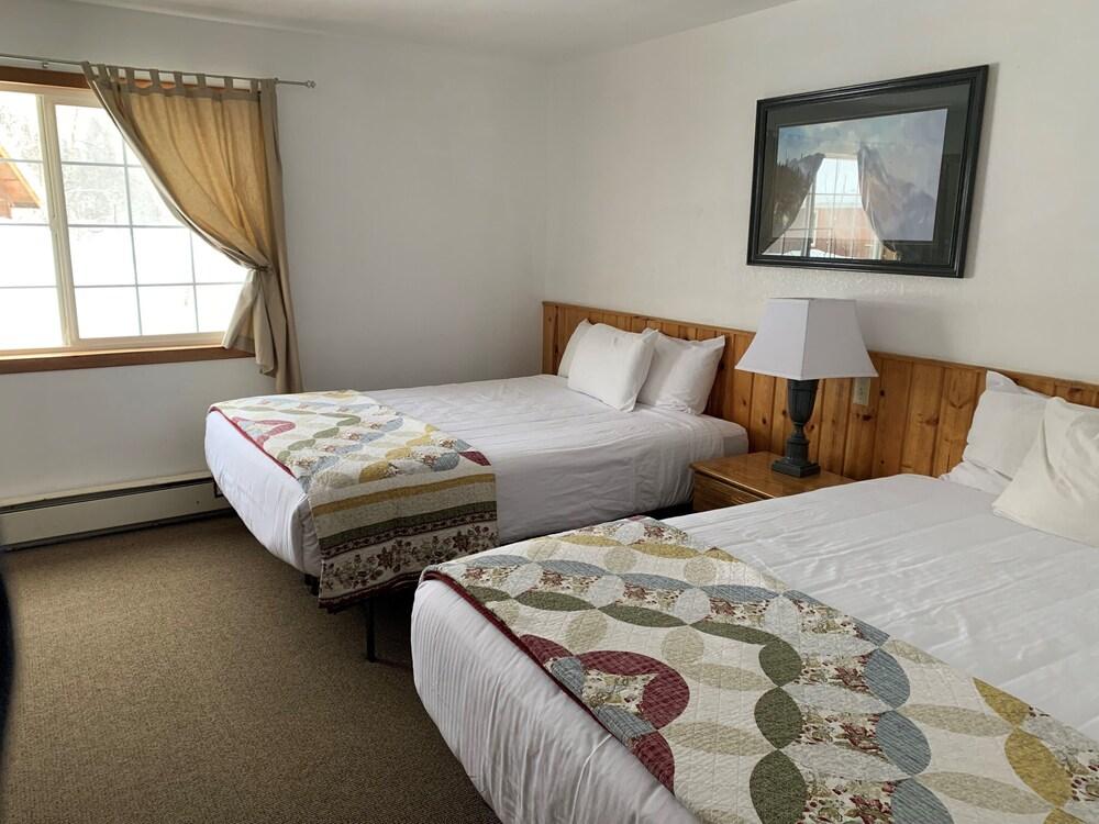 Swiss Alaska Inn photo 4
