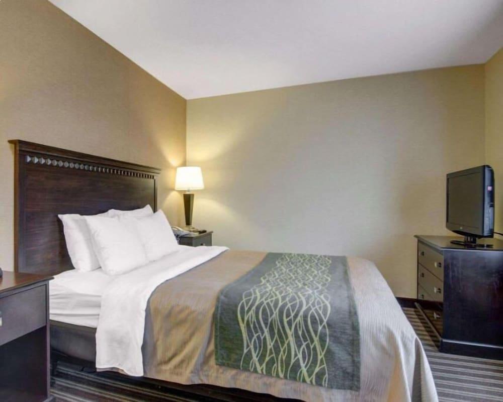 Spark by Hilton Woburn Boston photo 21
