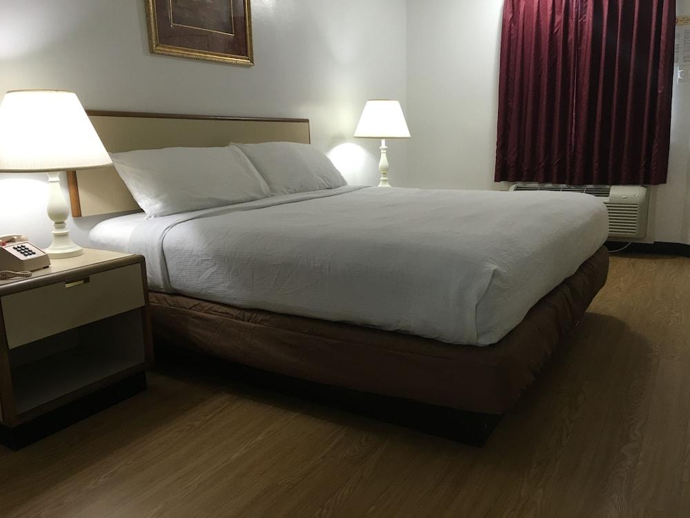 Contempra Inn photo 3