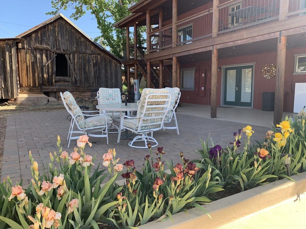 Beeline Guest House photo 45