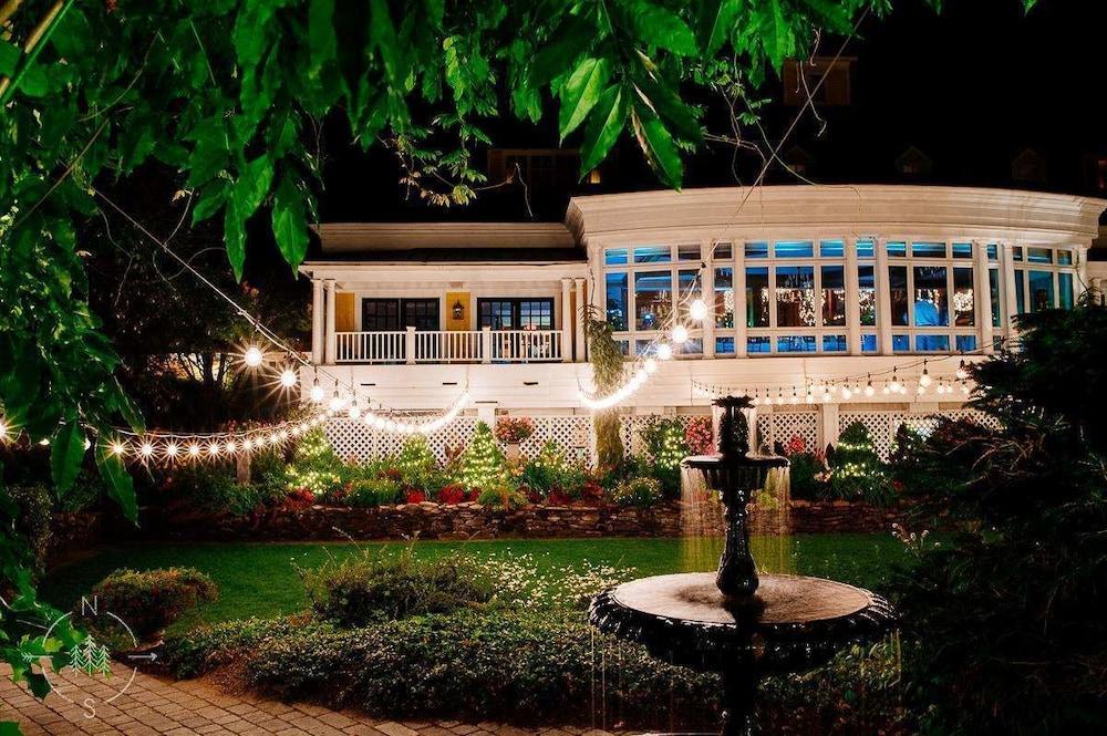 The Grand at Bedford Village Inn photo 36