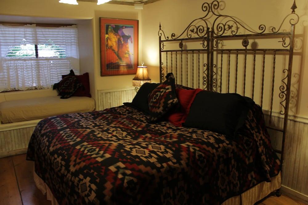 Adobe Village Inn photo 5