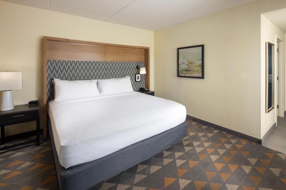 AC Hotel by Marriott Asheville Biltmore Village photo 5