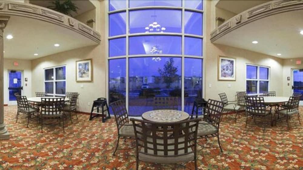 Baymont by Wyndham Belen NM photo 9