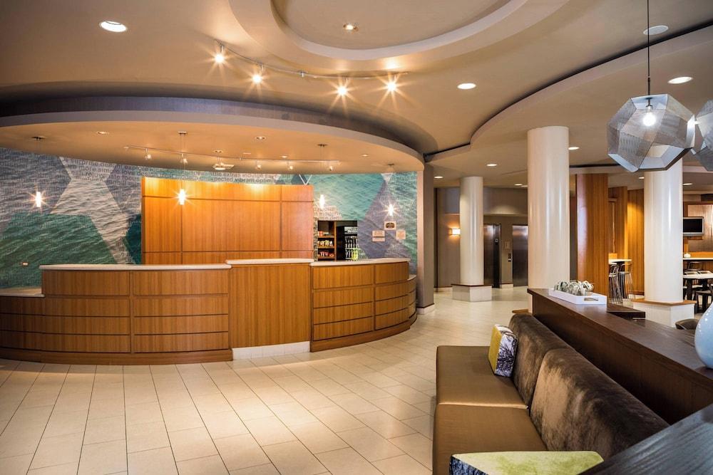 Springhill Suites by Marriott Hampton Coliseum photo 3