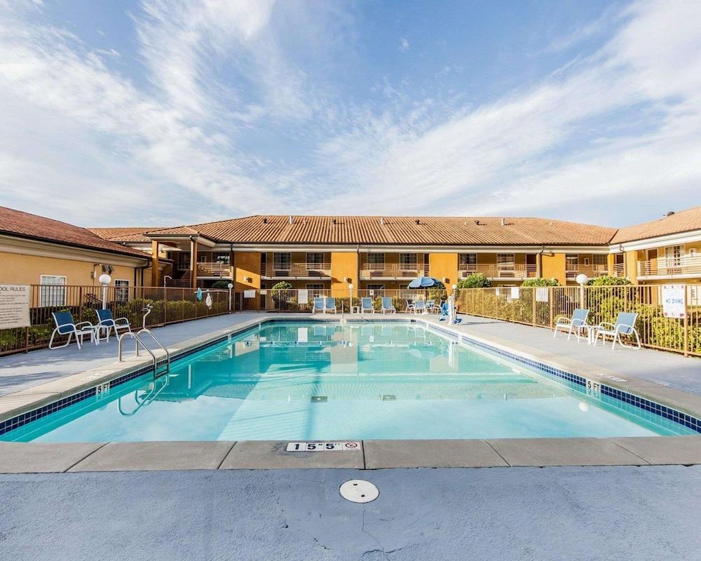 Quality Inn & Suites Bremen photo 20