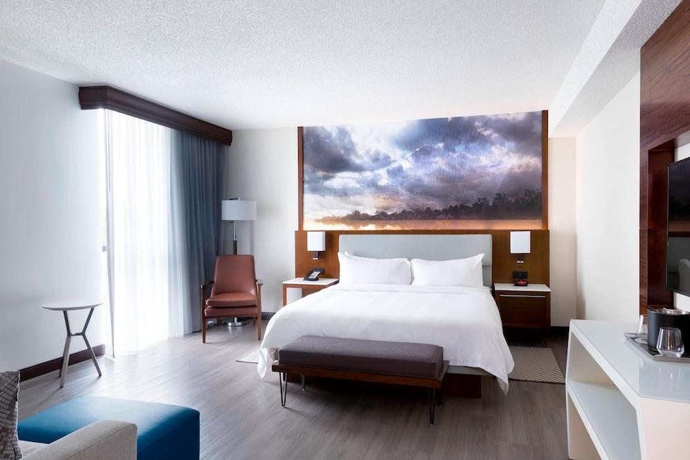 Marriott Greensboro Airport photo 8