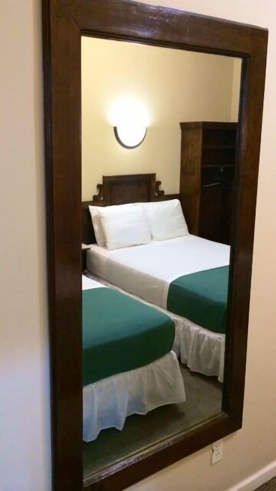 St Marks Hotel photo 15