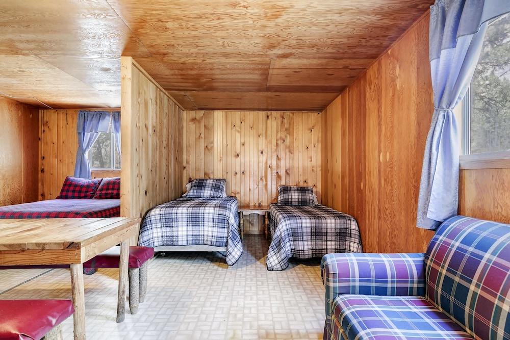 Sawtooth Lodge photo 4