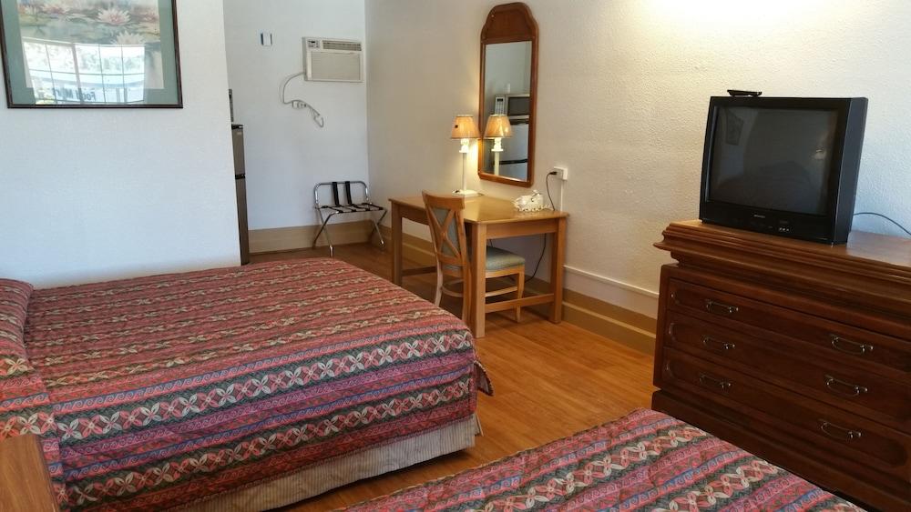 Tri-State Inn photo 8