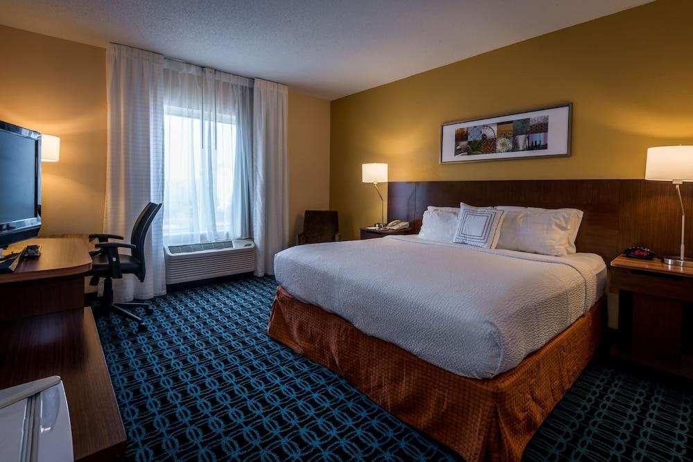 Fairfield Inn By Marriott Savannah I-95 South photo 9