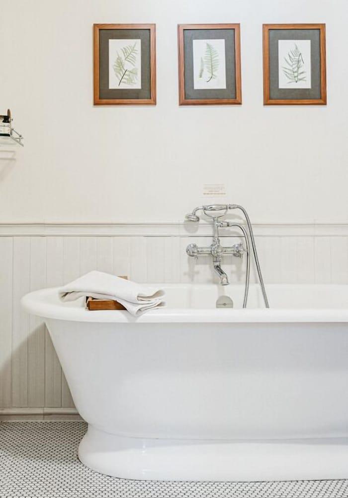 Deer Mountain Inn photo 32