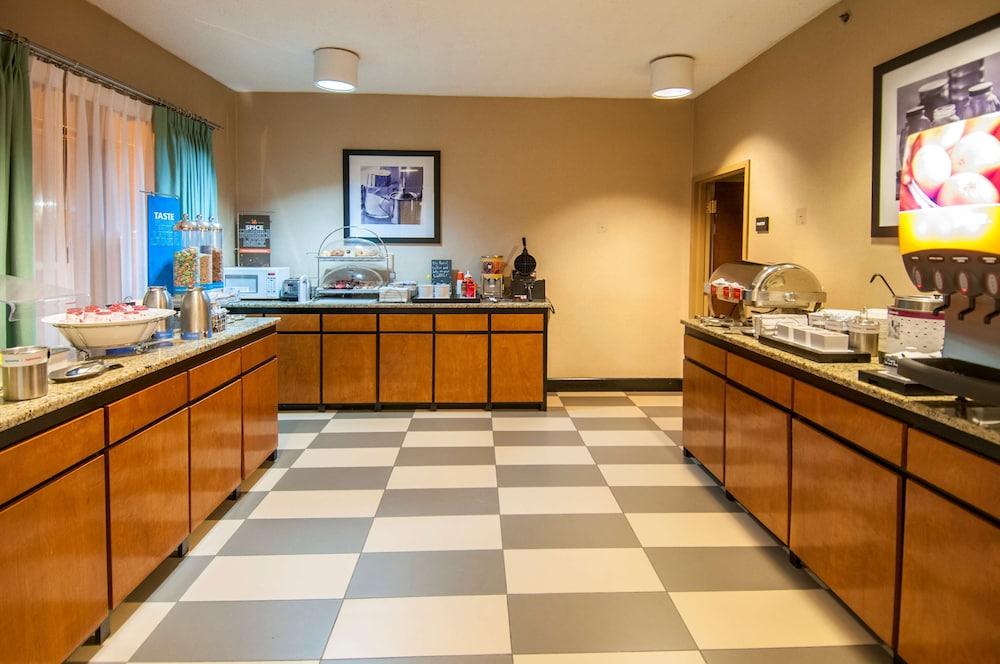 Hampton Inn Lafayette-I-10 photo 14