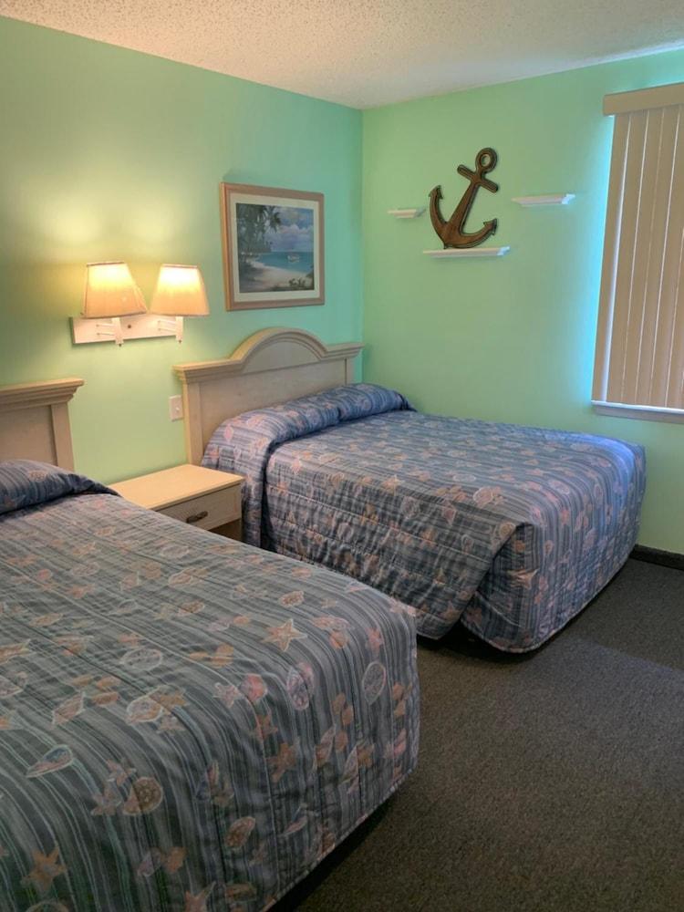 Roman Holiday Motel photo 9
