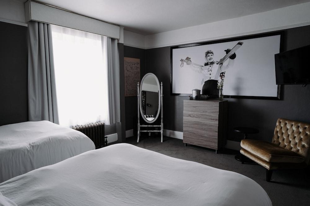 Hood River Hotel photo 30