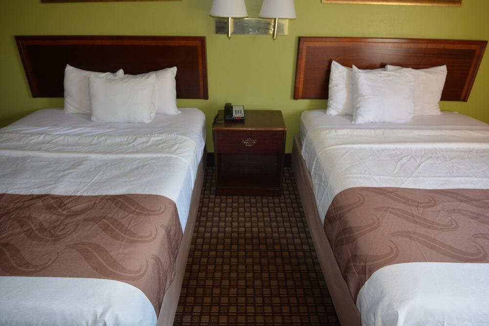 Jameson Inn - Hazlehurst photo 10