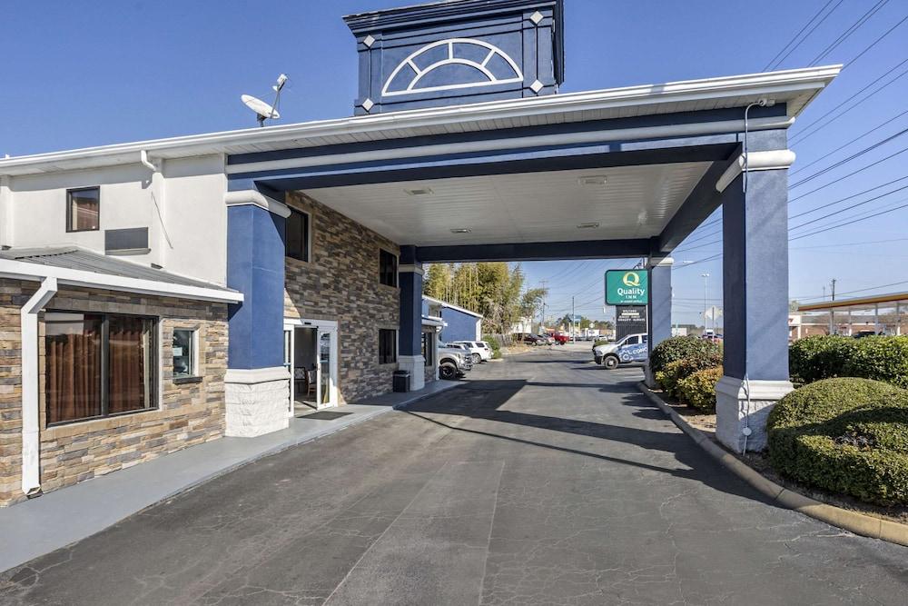 Quality Inn Newberry photo 1