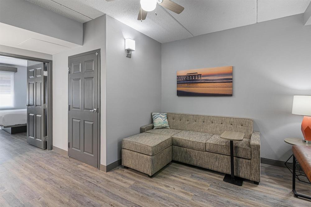 Best Western Plus Savannah Gateway photo 15