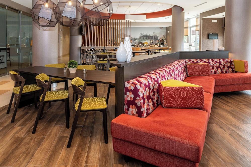 SpringHill Suites Houston Baytown photo 15