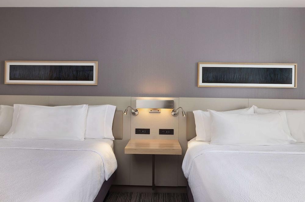 Hilton Garden Inn Queens/JFK Airport photo 32