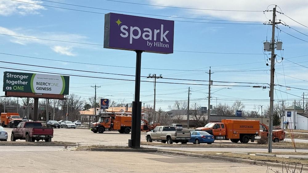 Spark by Hilton Moline Quad Cities photo 39