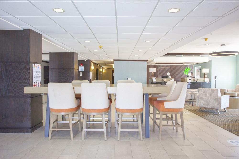 Holiday Inn & Suites Spring- The Woodlands Area by IHG photo 38
