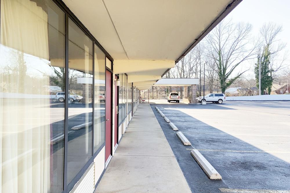 Paris Inn and Suites photo 6