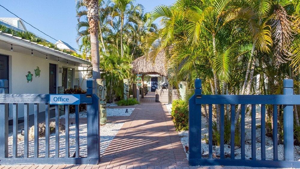 Bonita Beach Inn and Suites photo 13